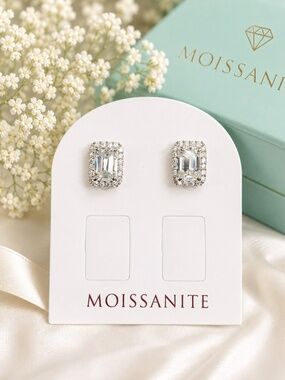 2 carat emerald cut moissanite halo stud earrings 925 NWT Certified
